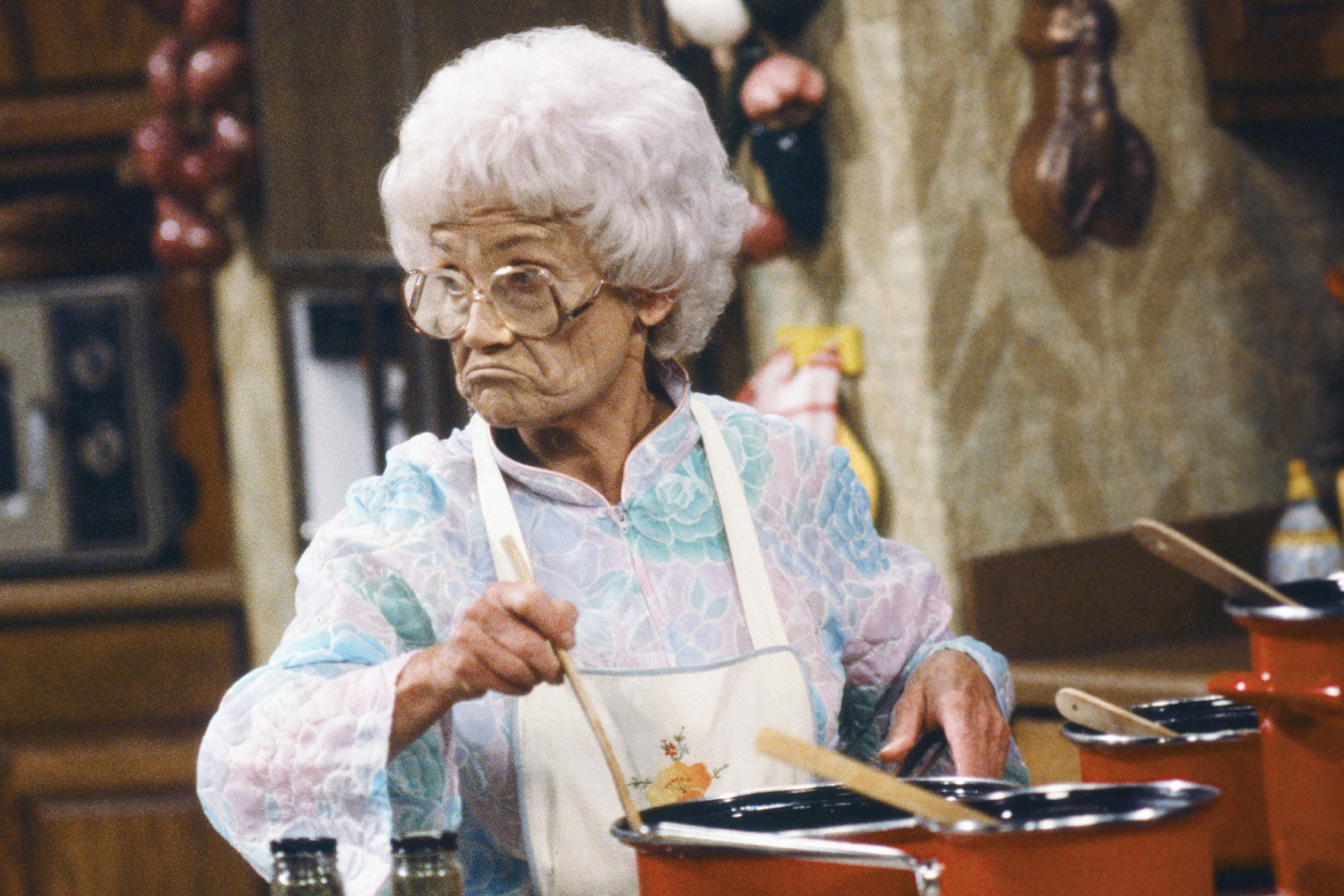 7 Home Life Hacks From Your Grandma As Interpreted By The Golden 