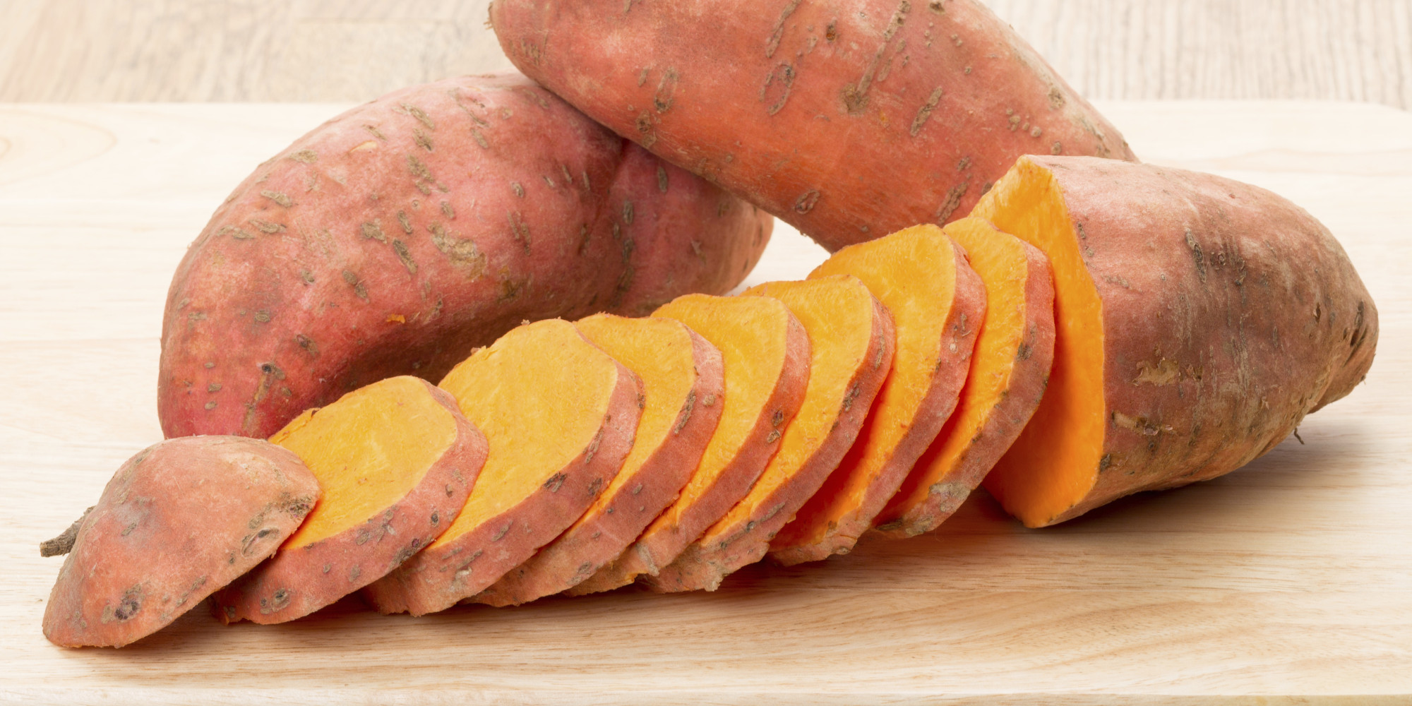 the-health-benefits-of-sweet-vs-regular-potatoes-huffpost