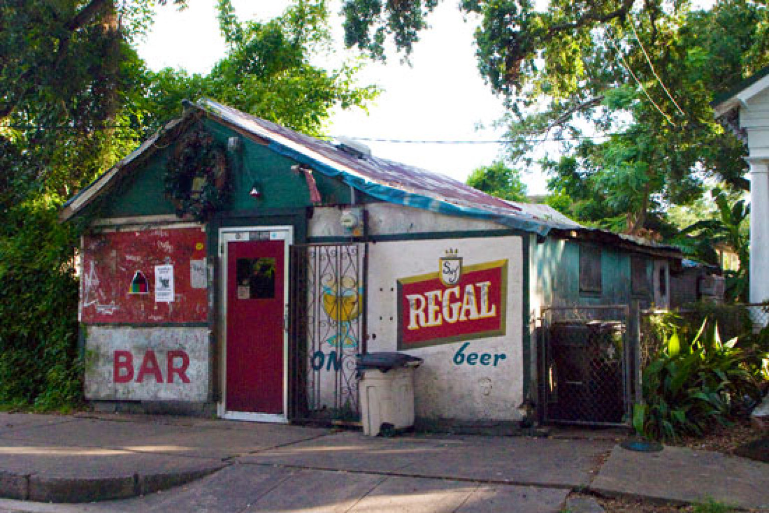 Tracking Down the Best Dive Bar in New Orleans HuffPost