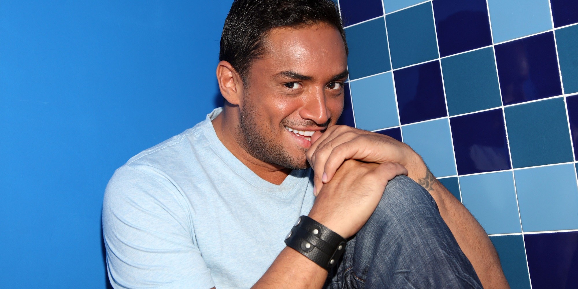 Manny Manuel dice que su herencia hispana lo ha hecho levantarse de sus