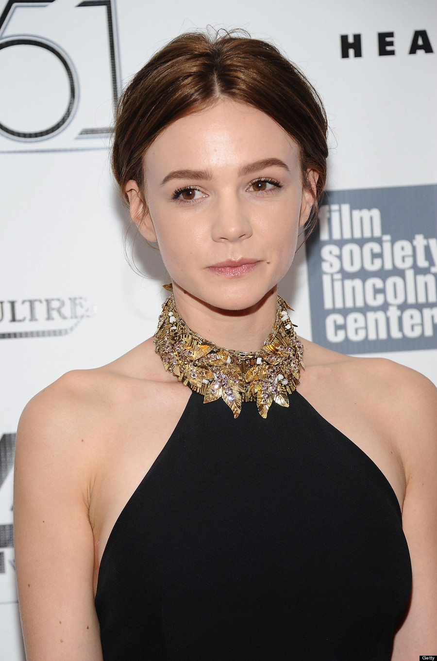 Carey Mulligan Goes Back To Brown Hair Looks Fabulous In