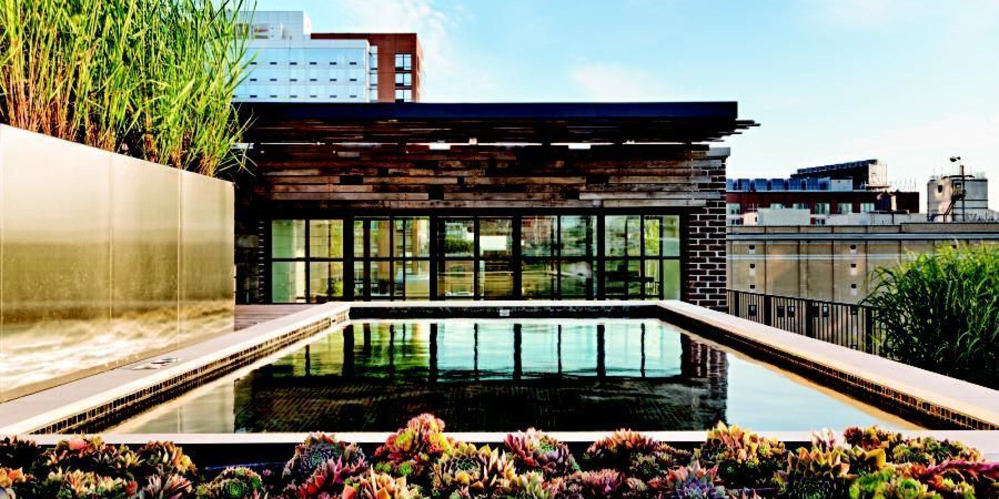 Rooftop Pools Nyc The James New York Private Pool In Nyc Is A Little Piece Of Heaven And Nearly Touches It Photos Huffpost