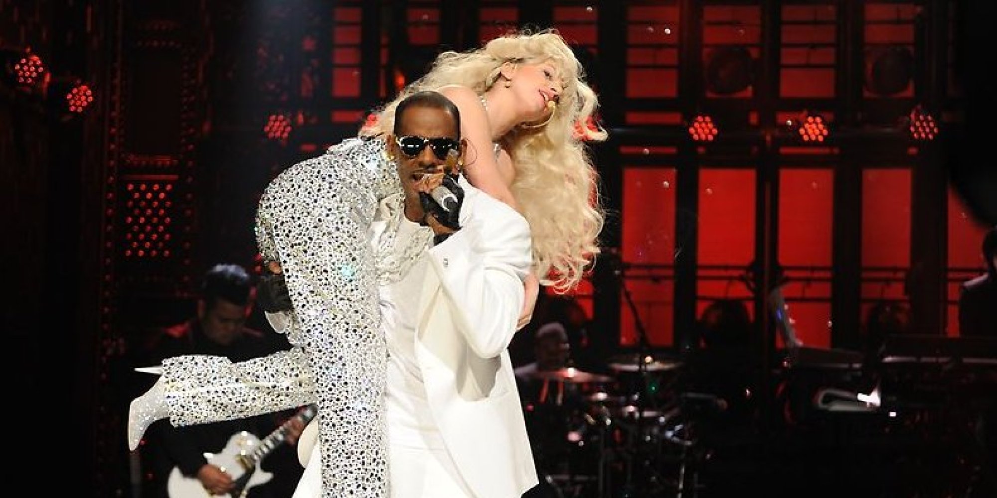 Lady Gaga's 'SNL' Performance Included An Appearance By R. Kelly | HuffPost