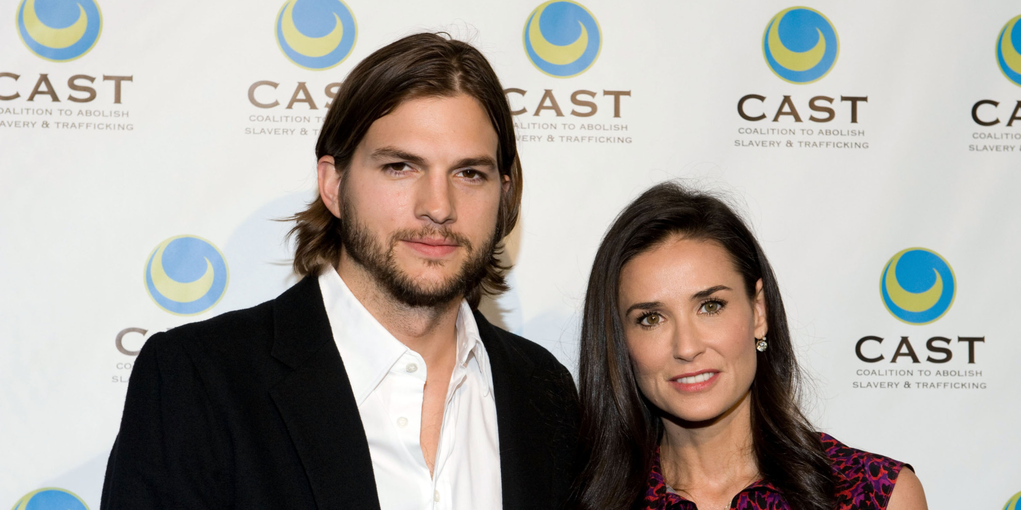 Demi Moore And Ashton Kutcher Are Officially Divorced Huffpost