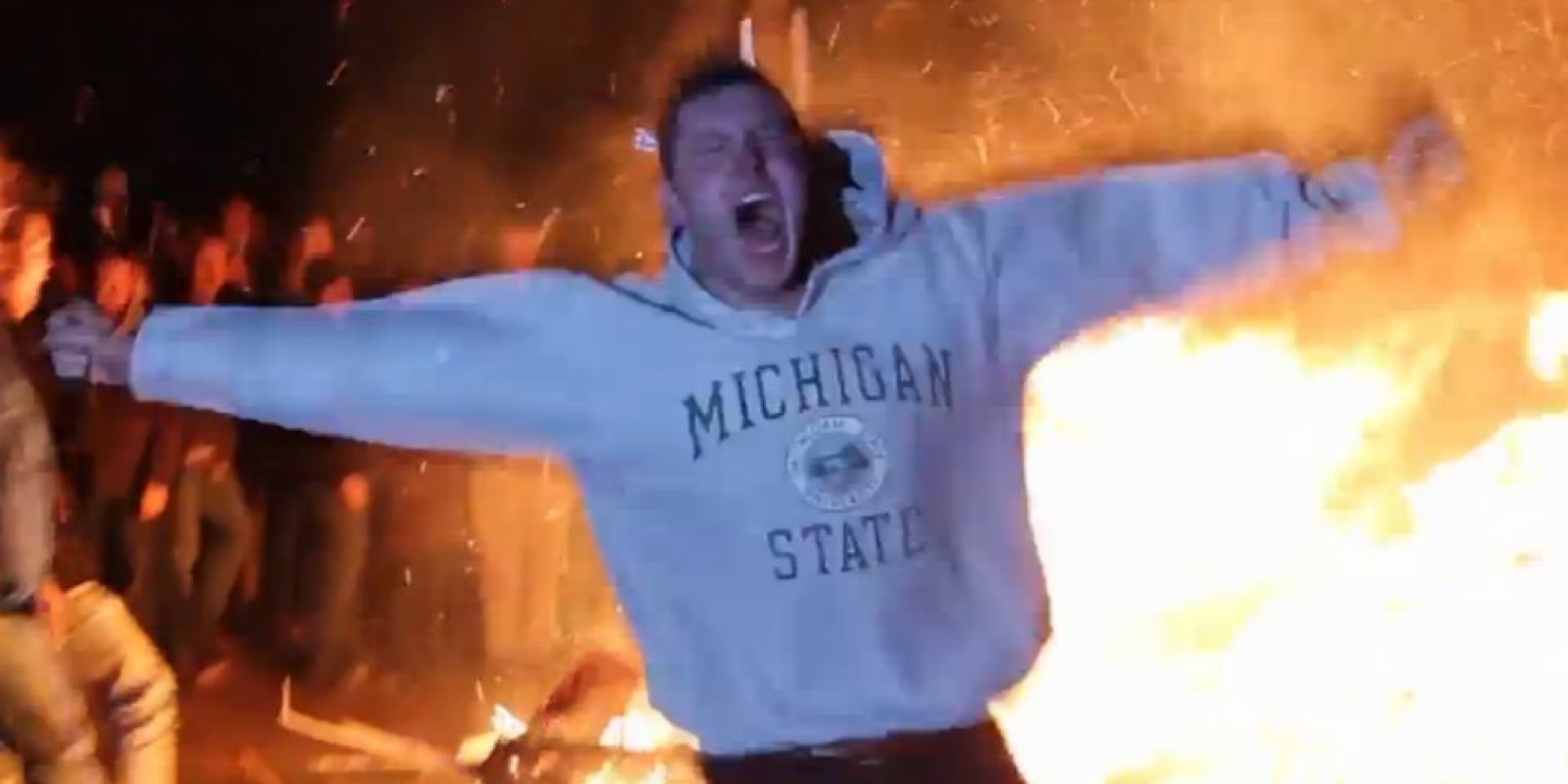 Police Using Facebook To Track Down MSU Partiers After East Lansing Couch Fires (PHOTOS) | HuffPost