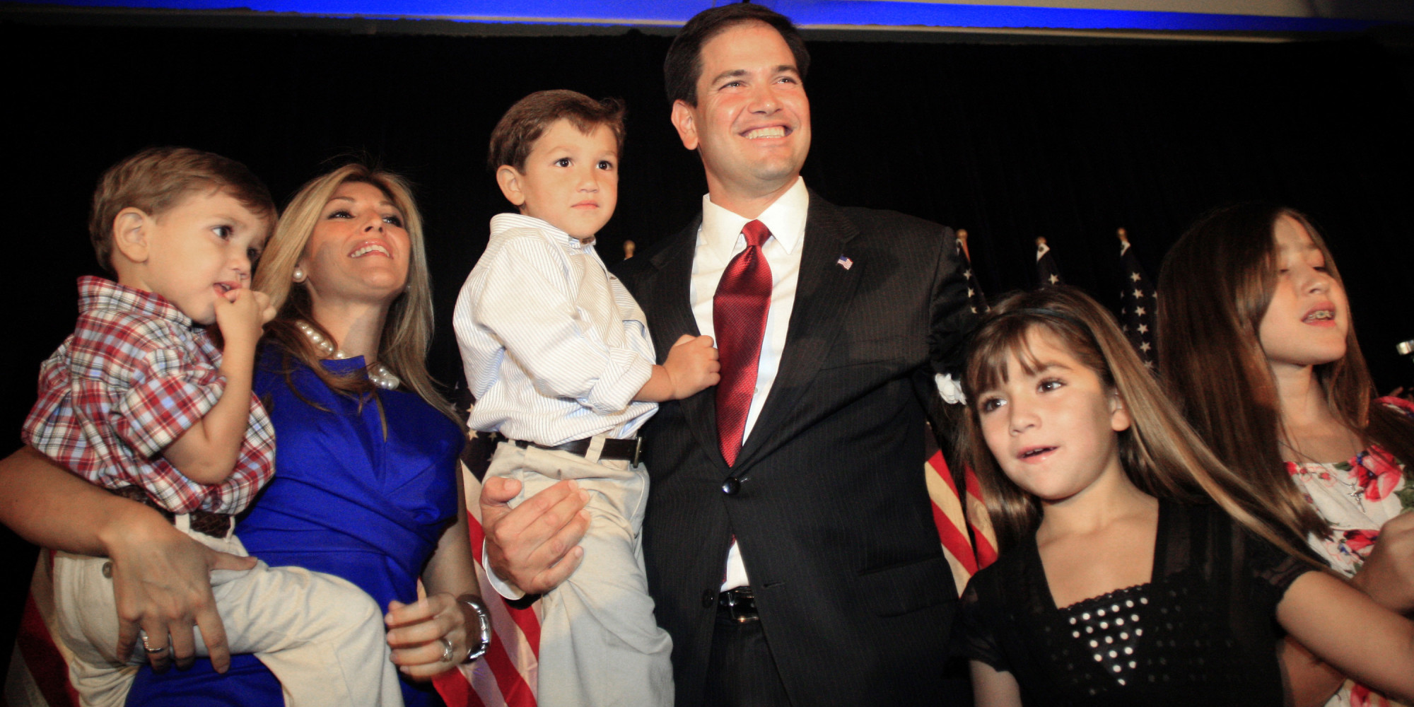 Marco Rubio decidió matricularse junto a su familia en el 'Obamacare' HuffPost