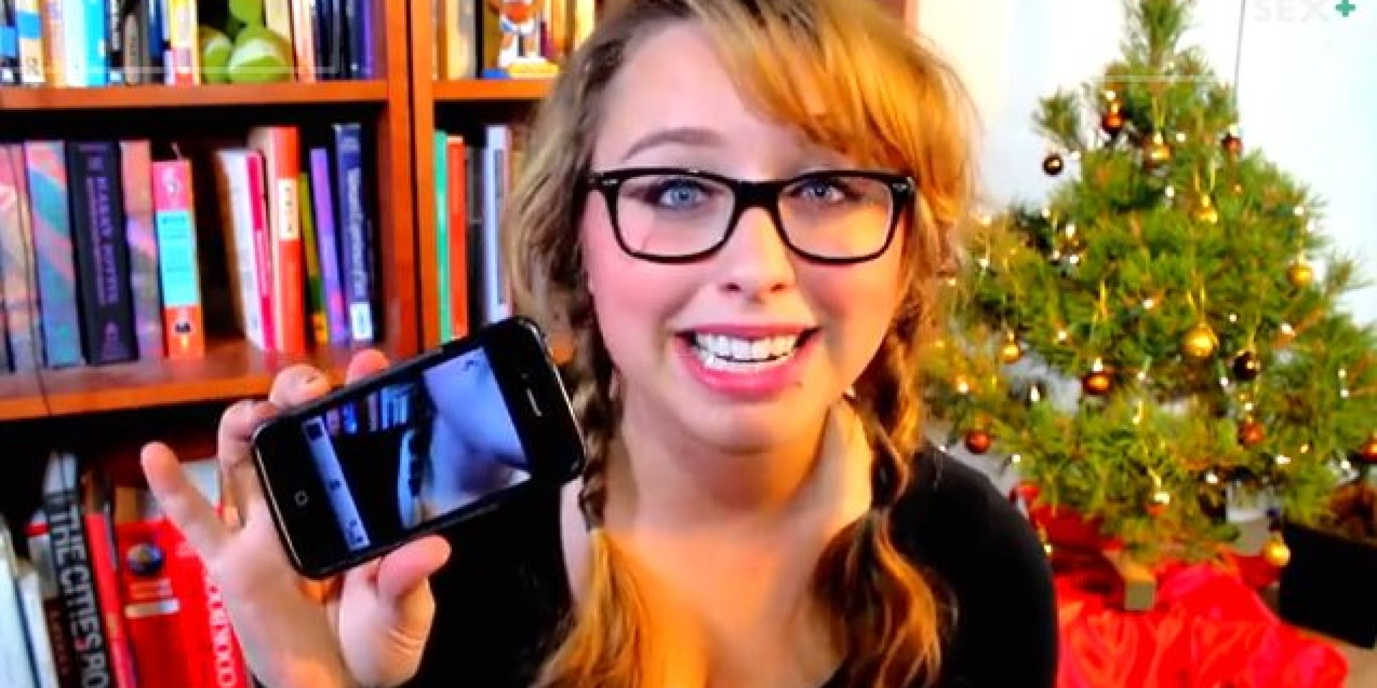 Laci Green Explains How Selfies Can Help Your Body Image Huffpost