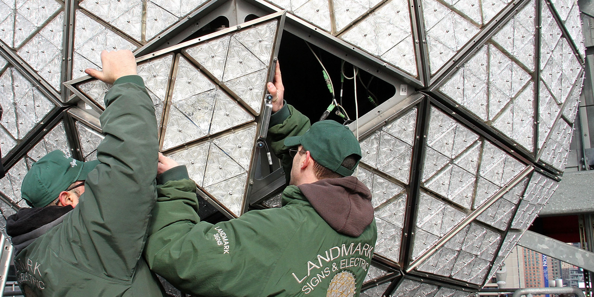 10 Things You Never Knew About The New Year&#039;s Ball In Times Square | HuffPost