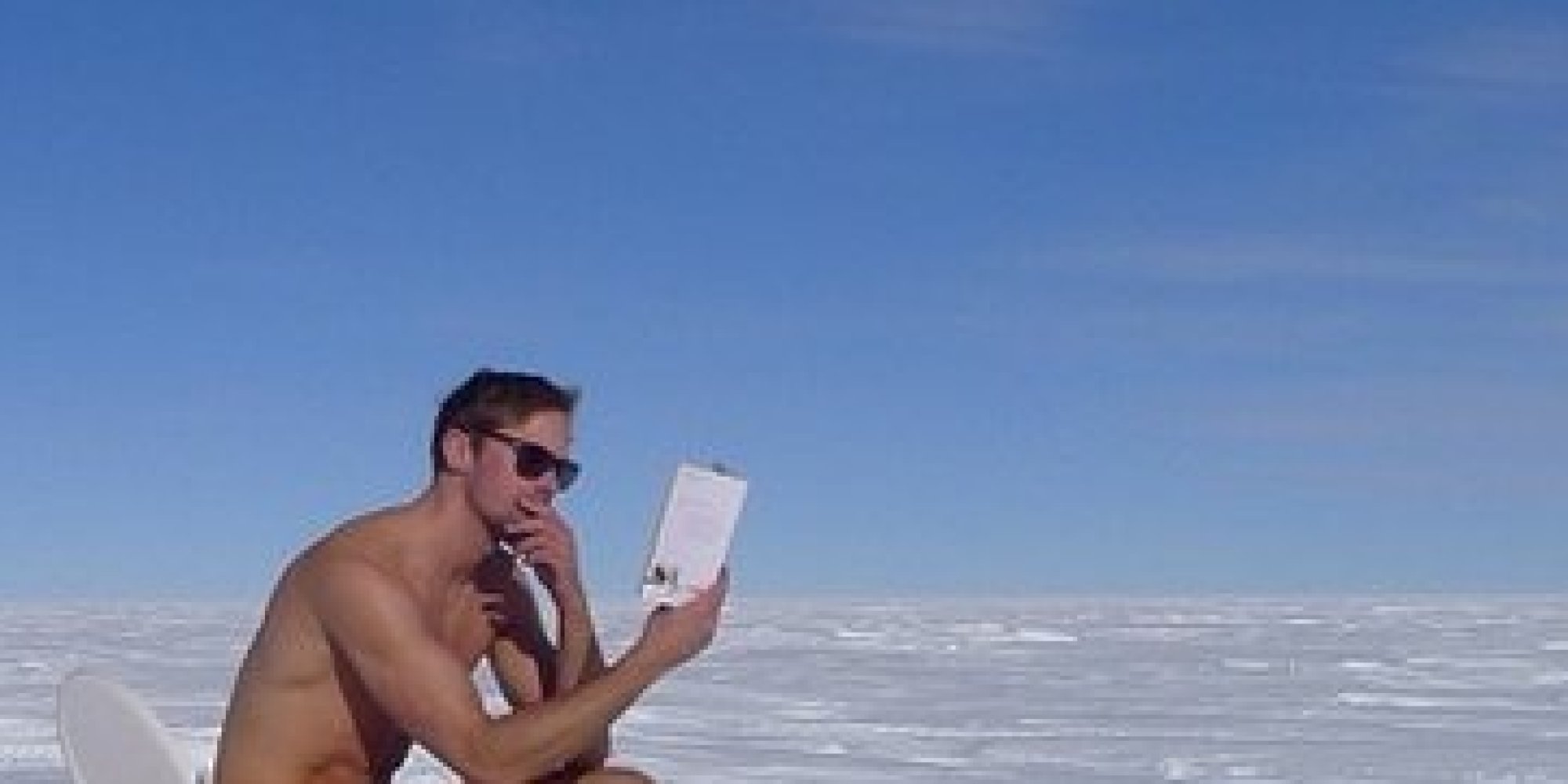 Alexander Skarsgard Poses Naked In The South Pole Huffpost