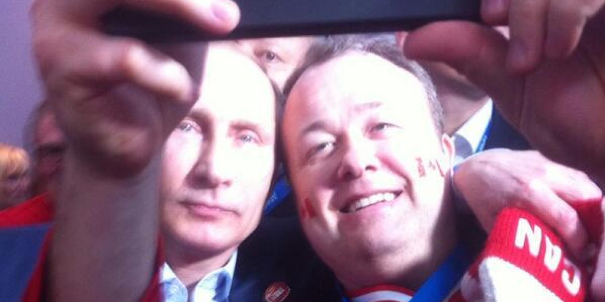 Putin Steals A Selfie At Sochi (PHOTOS) | HuffPost