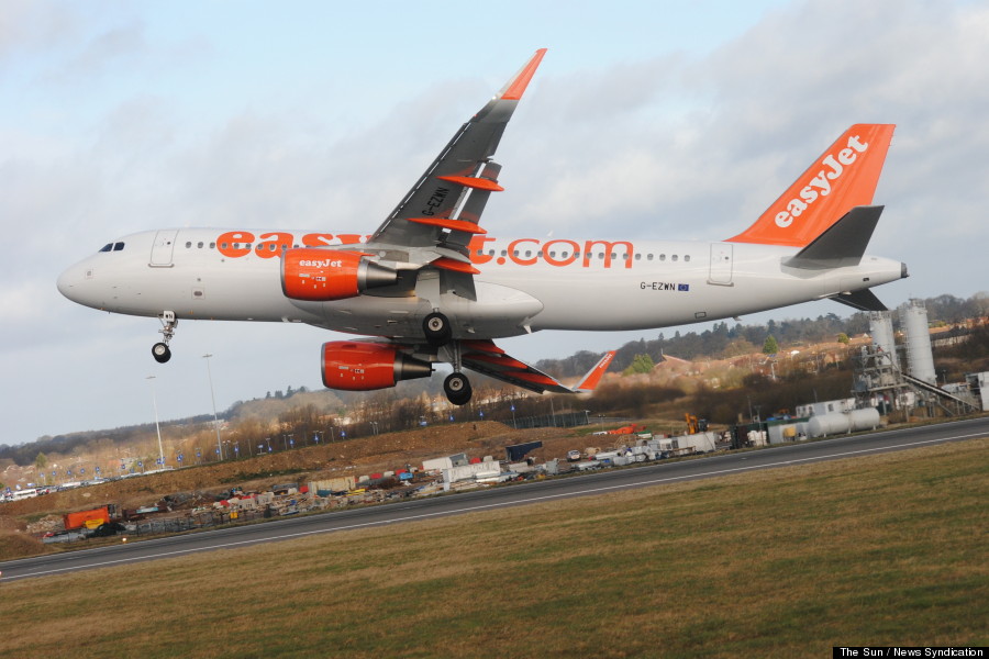 Dramatic Pictures Capture EasyJet Plane Hit By Violent Gusts Of Wind