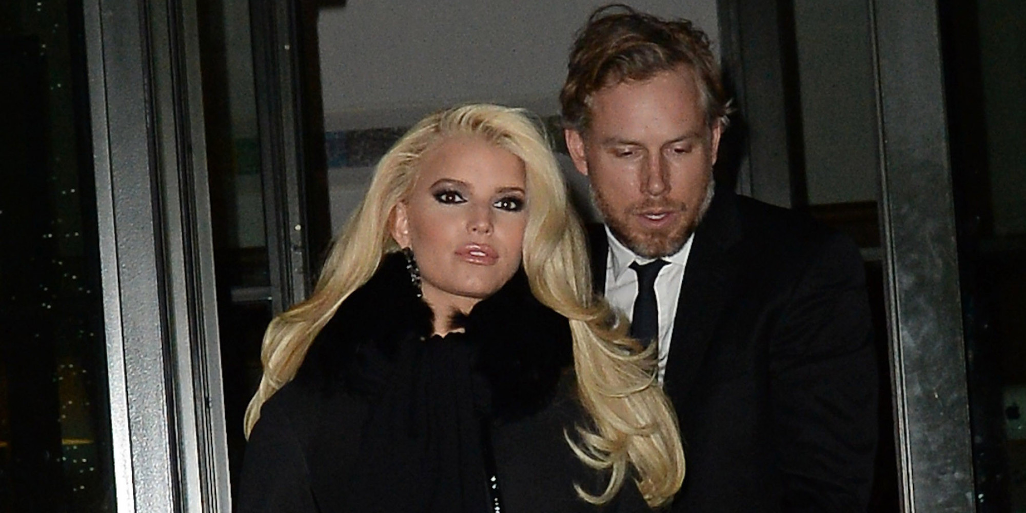 Jessica Simpson And Eric Johnson Kiss In New Instagram Photo HuffPost