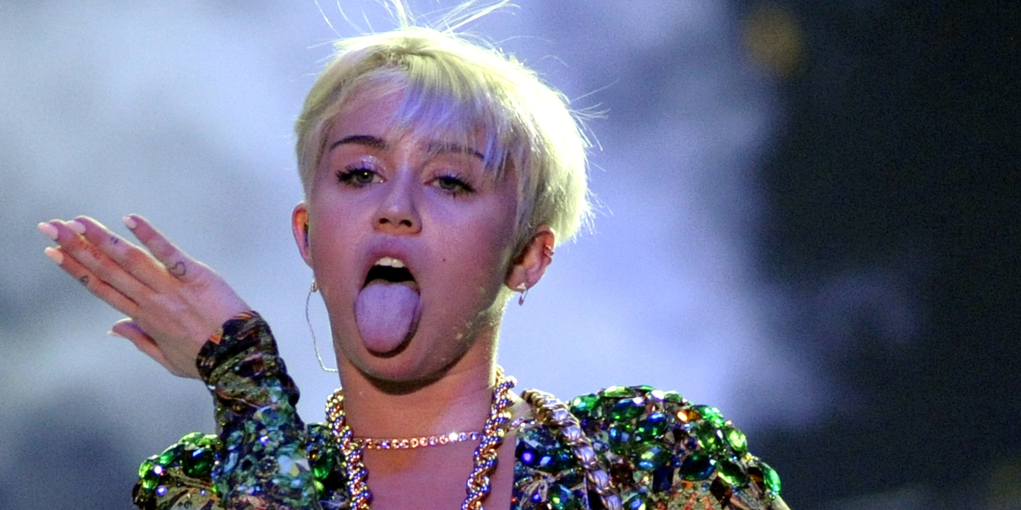 Miley Cyrus Makes It Perfectly Clear She Has No Intention Of Playing Tinker Bell Huffpost