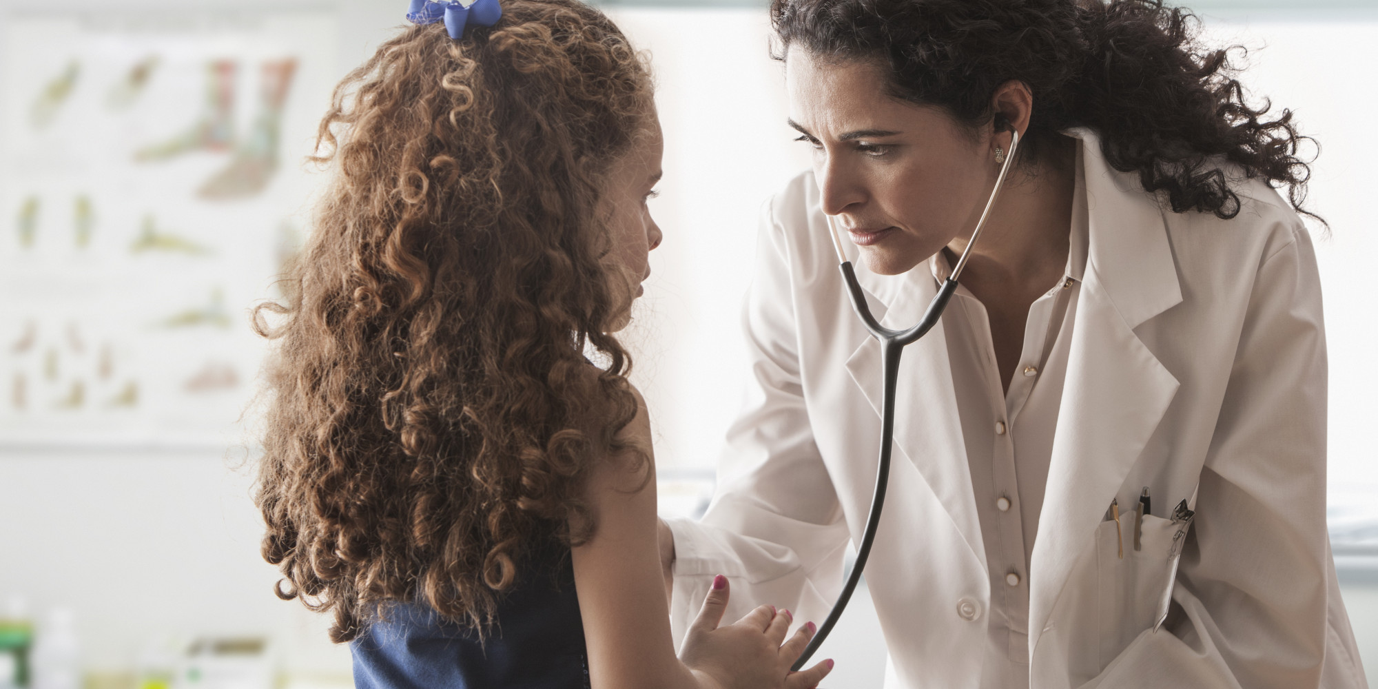 i-m-a-pediatrician-should-i-treat-all-kids-or-just-the-vaccinated-ones-huffpost