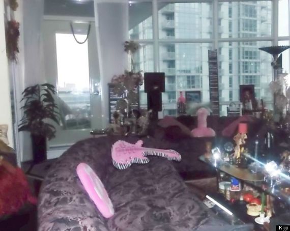 This Is Probably The Creepiest Apartment In Toronto HuffPost Canada   O CREEPY APARTMENT TORONTO 5 570 