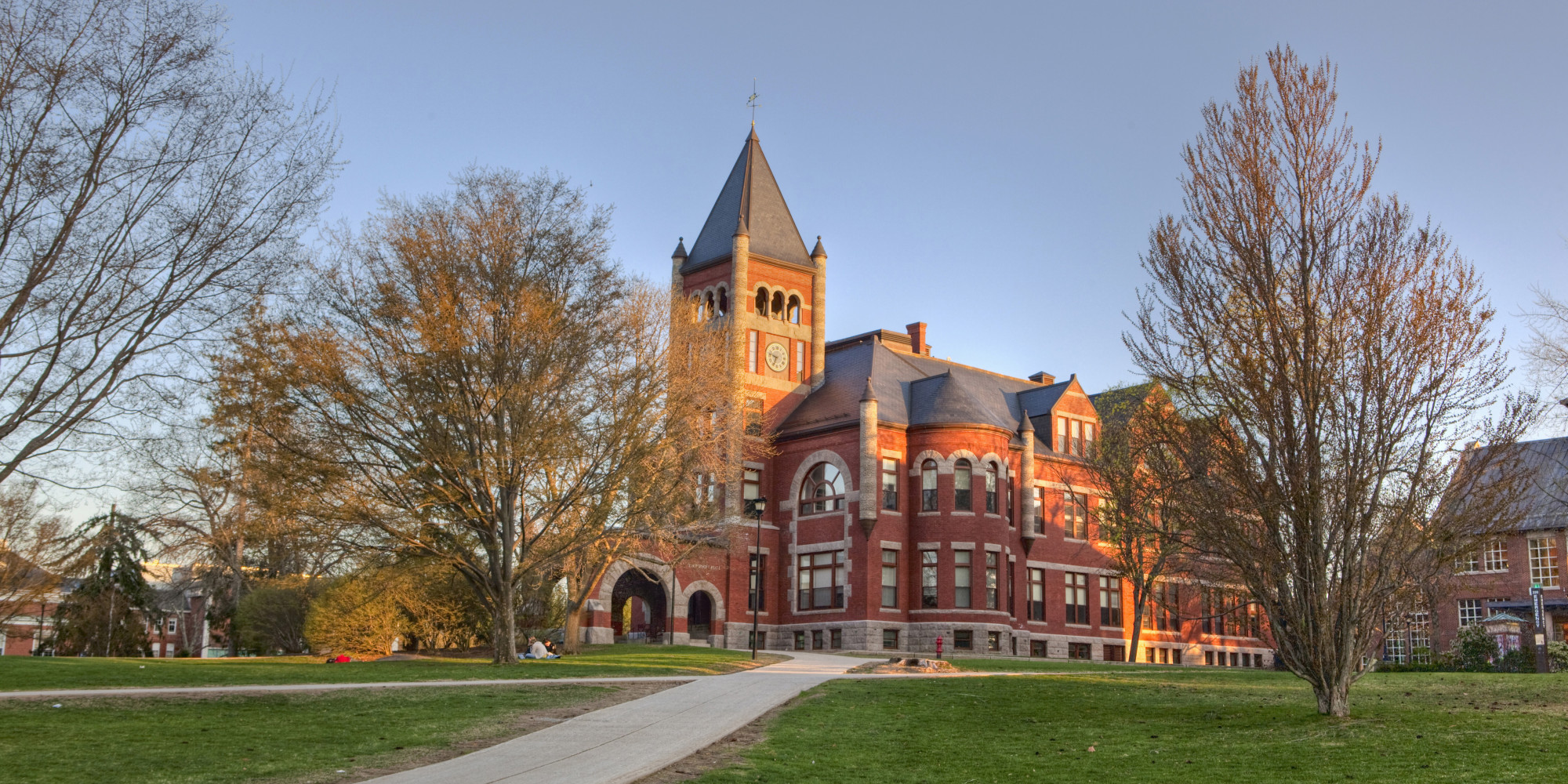 University of New Hampshire - Thompson Hall
