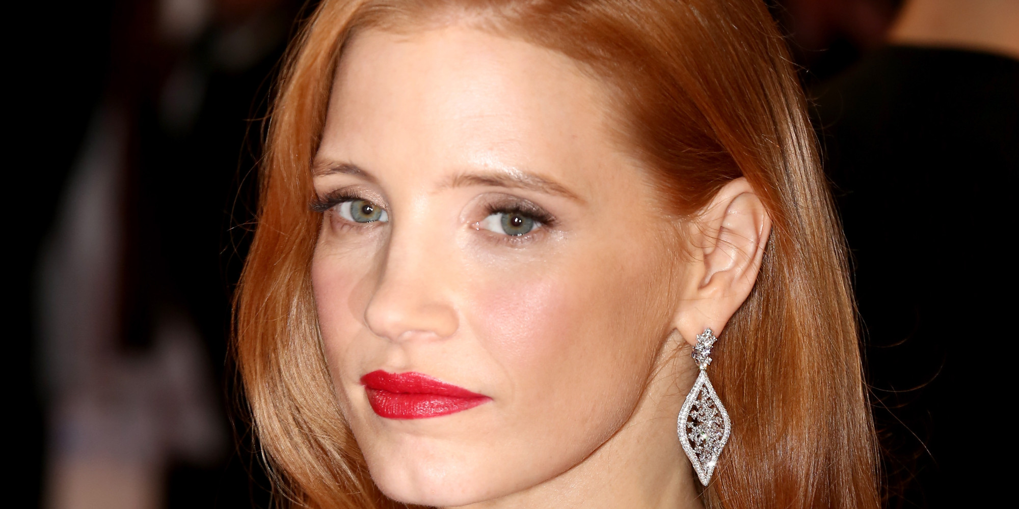 Jessica Chastain Debuts Brigitte Bardot Bangs Oozes Sex Appeal Huffpost