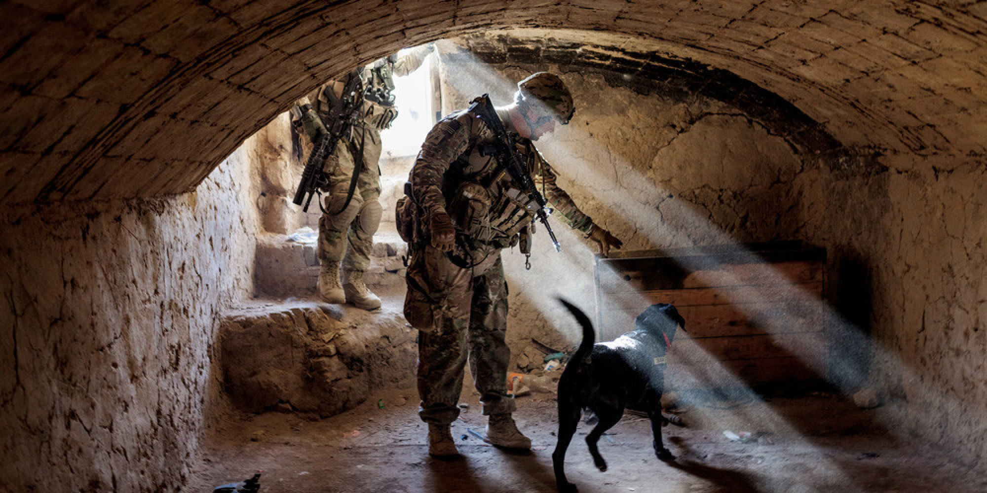 the-incredible-bond-between-war-dogs-and-their-marine-handlers-photos