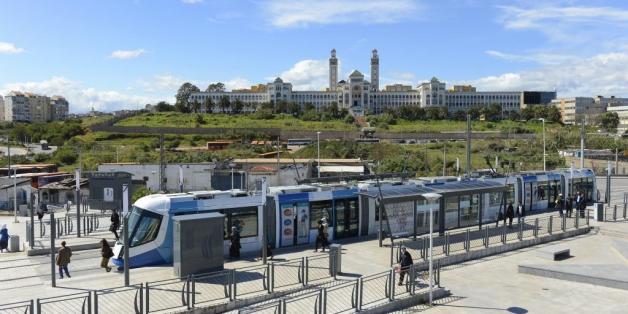 Le tramway d'Alger rencontre un grand succès