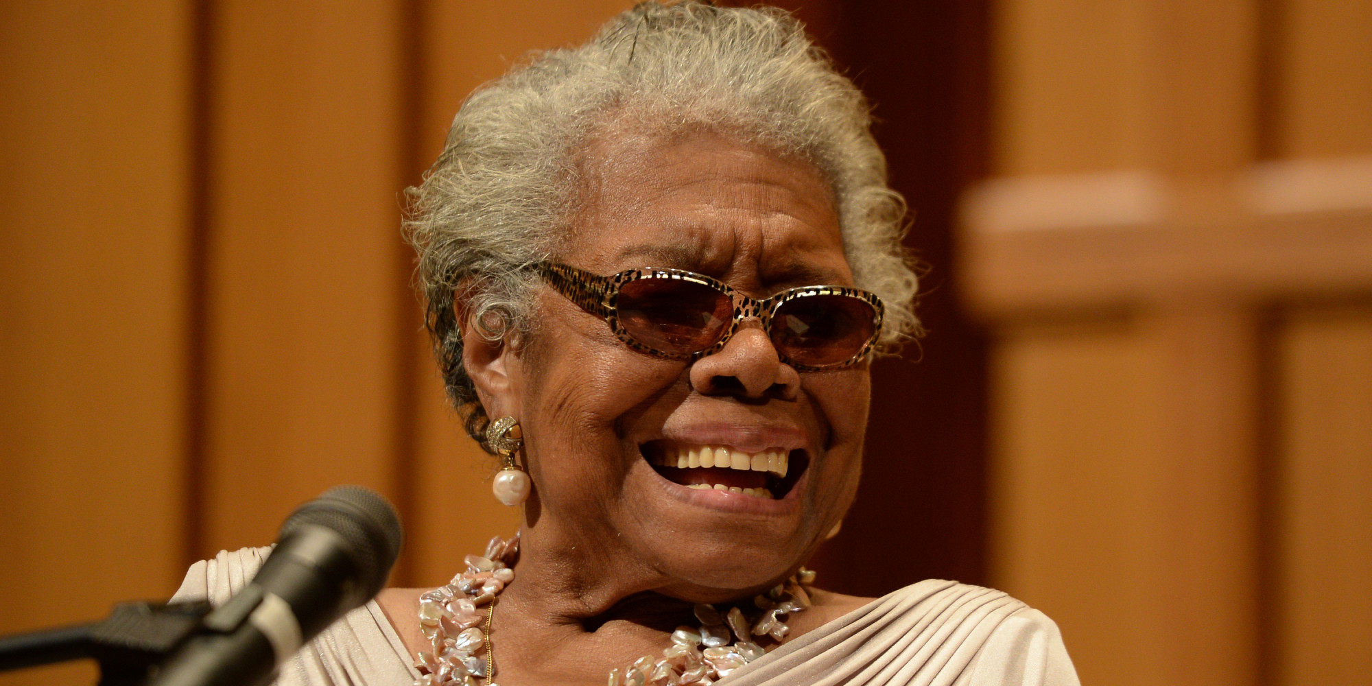 maya angelou response Summary and analysis of phenomenal woman by maya angelou writer and civil rights activist maya angelou was born on maya says that despite her not-so. maya angelou response Summary and analysis of phenomenal woman by maya angelou writer and civil rights activist maya angelou was born on maya says that despite her not-so.