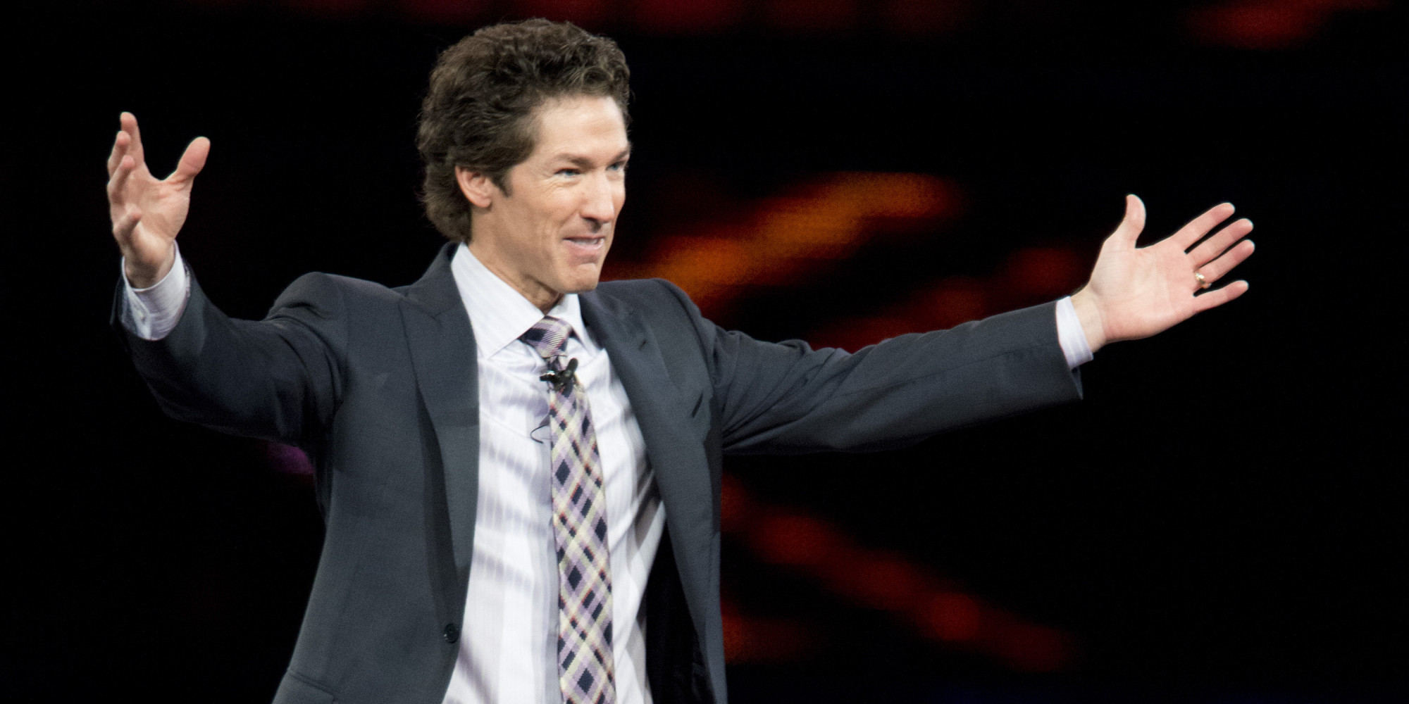 esposa del pastor joel osteen