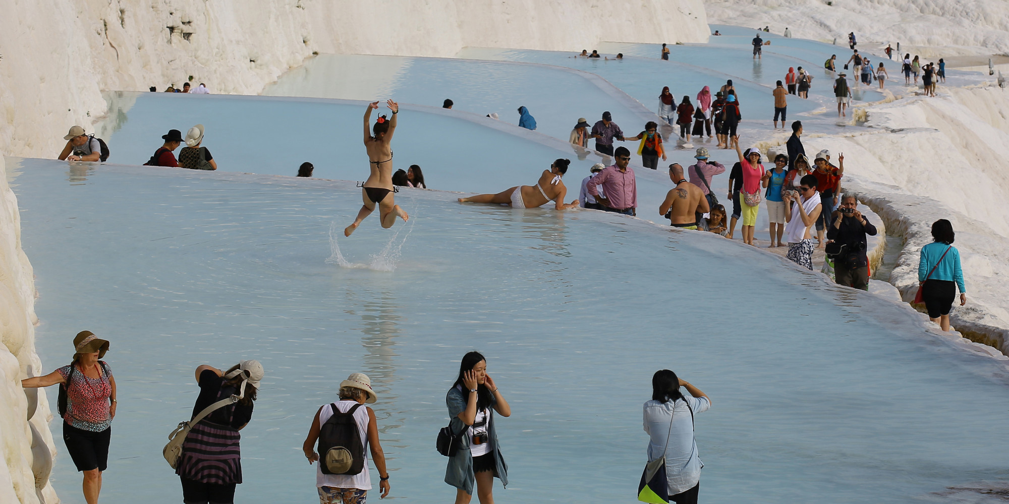 Get Wet Wild And Ridiculously Gorgeous At Pamukkale Hot Springs Turkey Huffpost