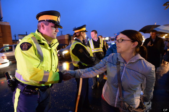 Moncton RCMP Shooting Vigil Draws Hundreds Of Mourners (PHOTOS ...