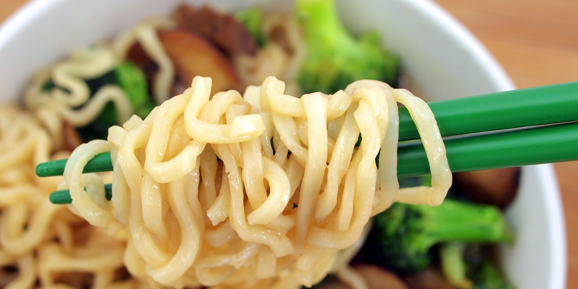 Ramen Noodles Mixed With Pudding Is A 'Hot' New Trend, Apparently. It's ...