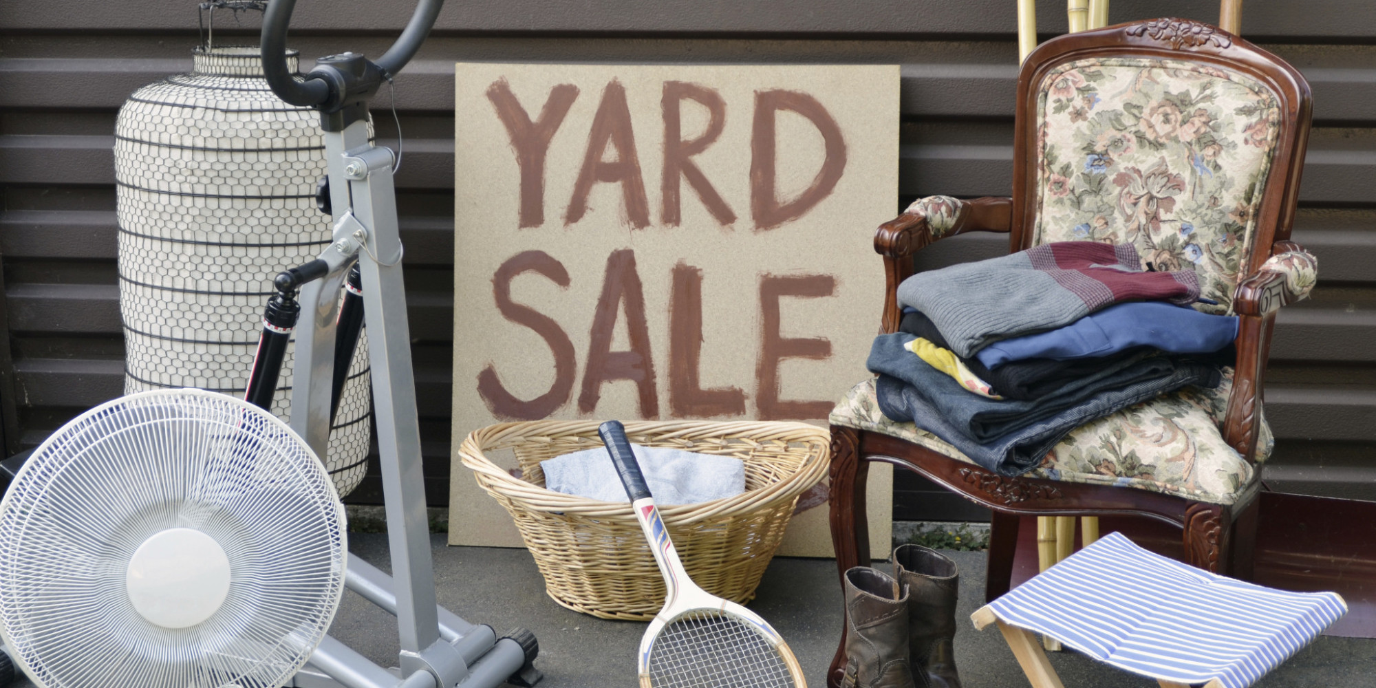 11 Things No One Will Buy At Your Yard Sale | HuffPost