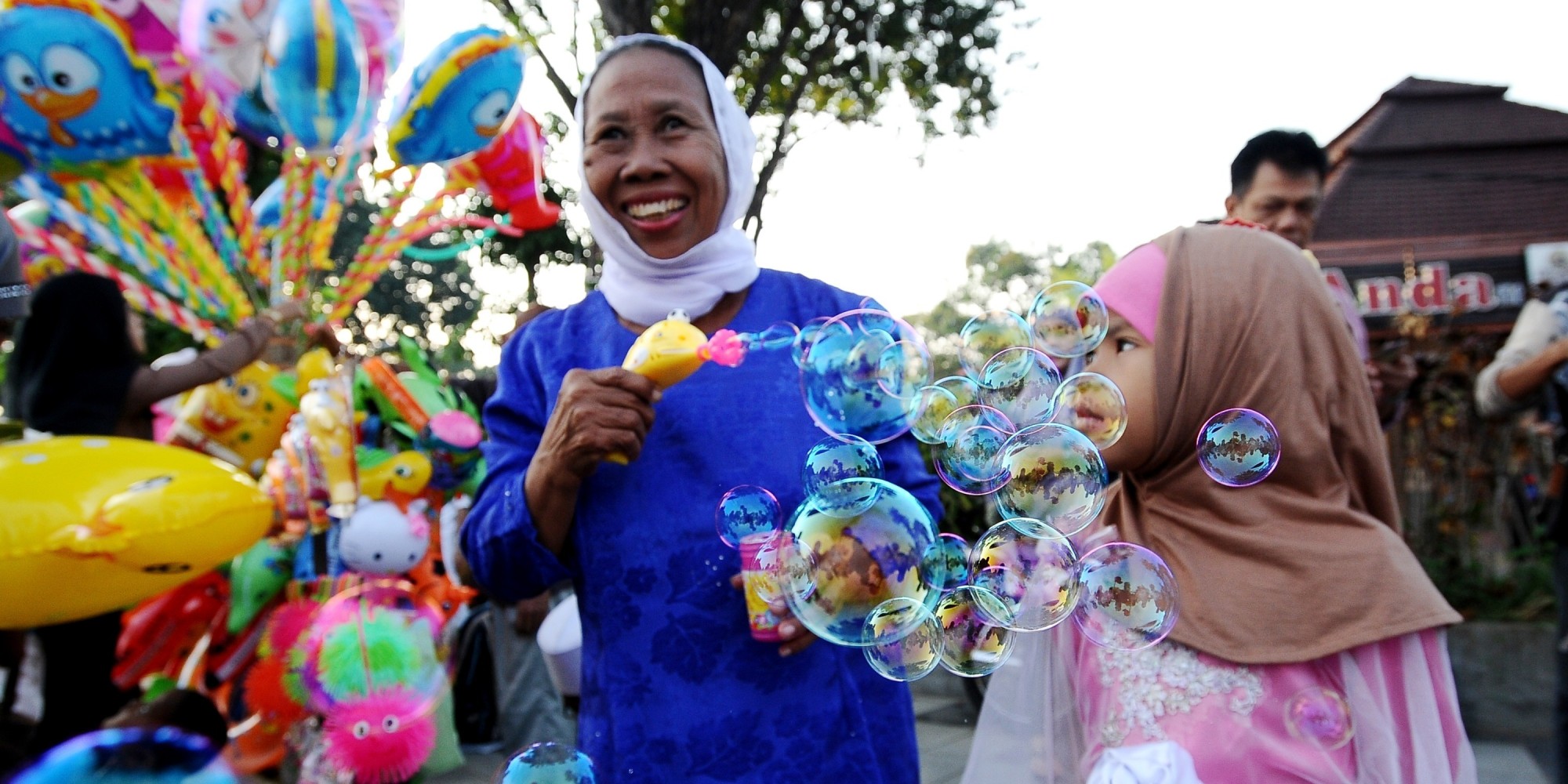 Eid Ul Fitr 2014 A Celebration At The End Of Ramadan Photos Huffpost 3313