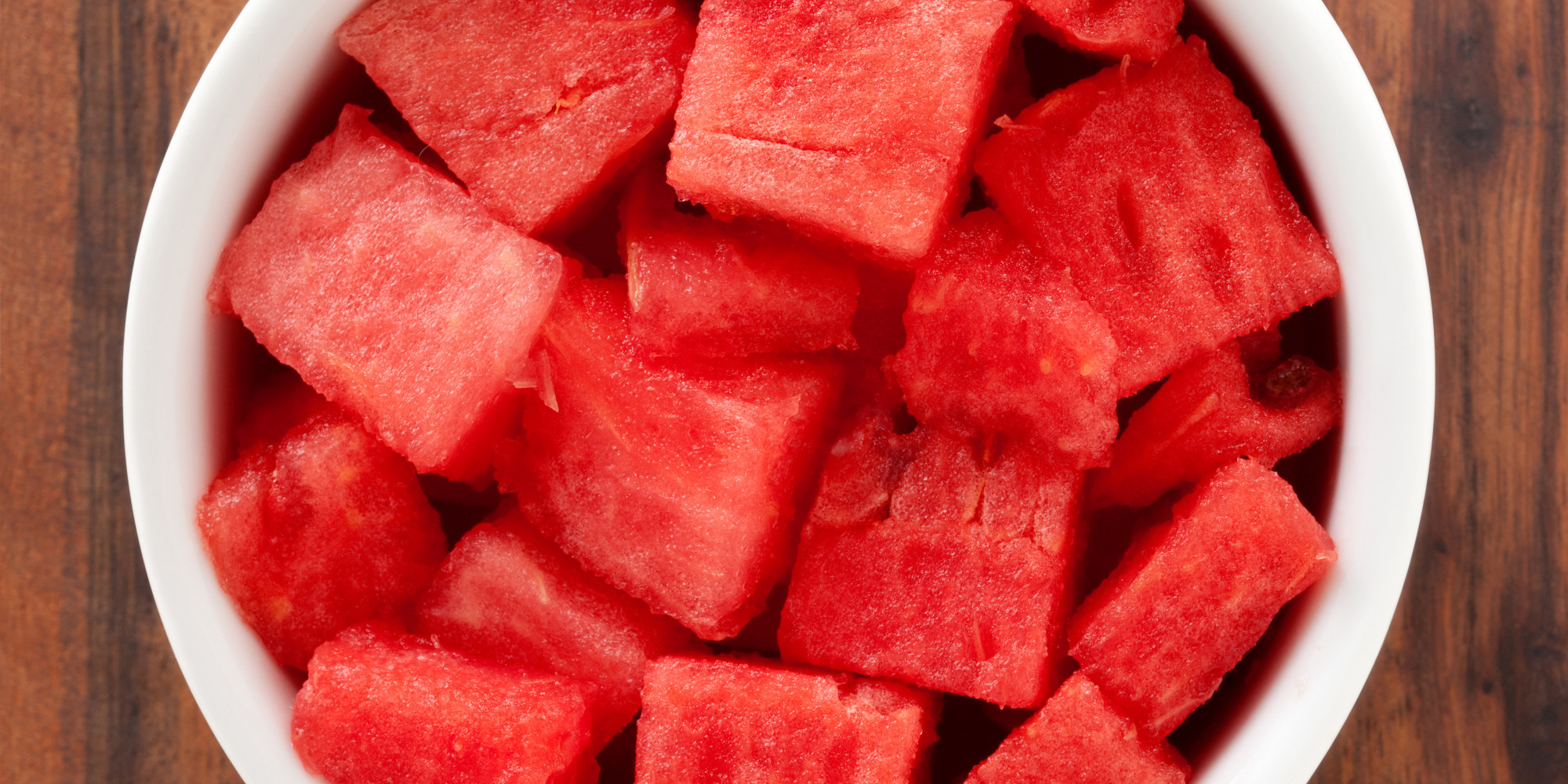 anyone-can-master-this-genius-way-to-cut-a-watermelon-into-cubes-huffpost