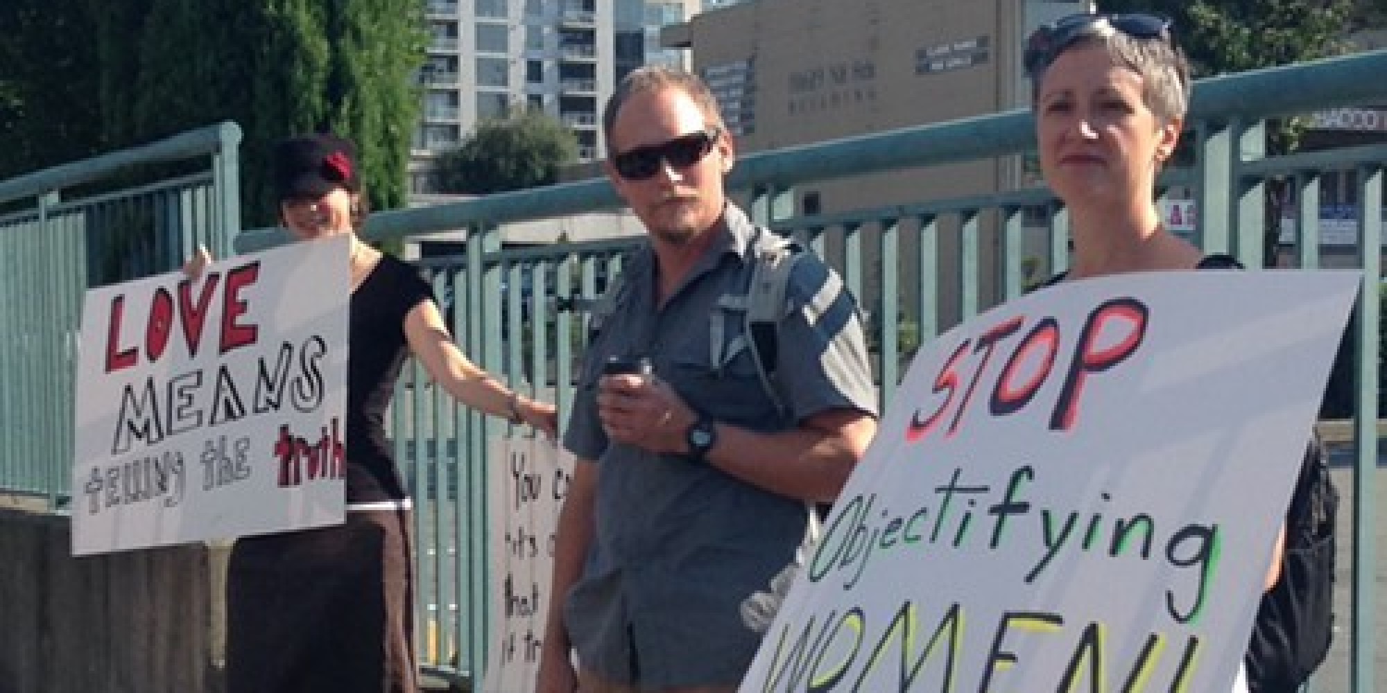 Protesters Call For Pastor Mark Driscoll's Resignation After Multiple