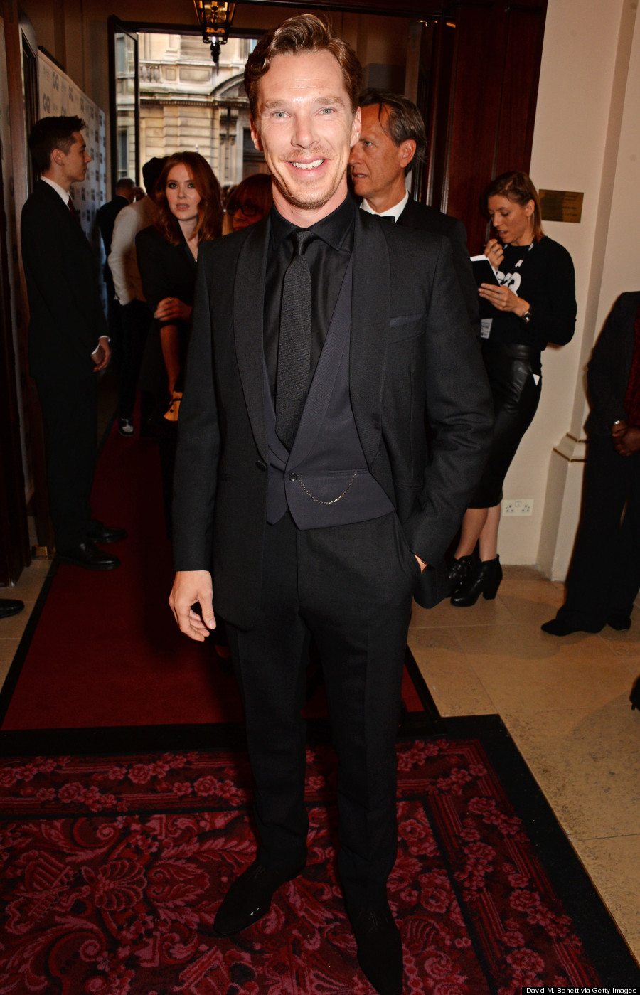 Benedict Cumberbatch Is A Total Stud At The 2014 GQ Men Of The Year ...