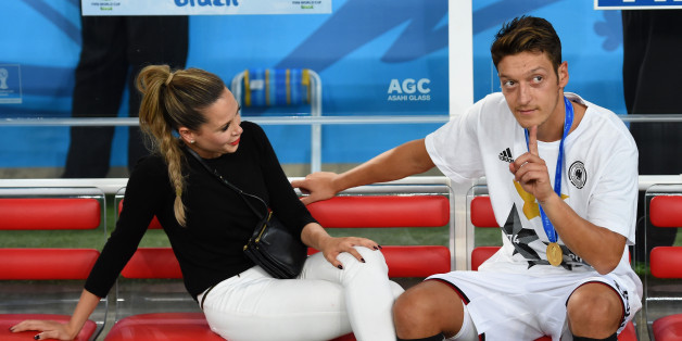 Sind Mandy Grace Capristo und Mesut Özil kein Paar mehr?