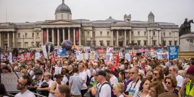 Thousands fill Trafalgar Square for the #March4NHS