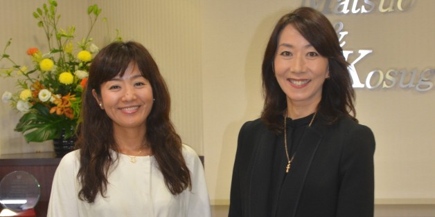 菊間千乃さん(左)と長野智子・ハフポスト編集主幹=東京都千代田区