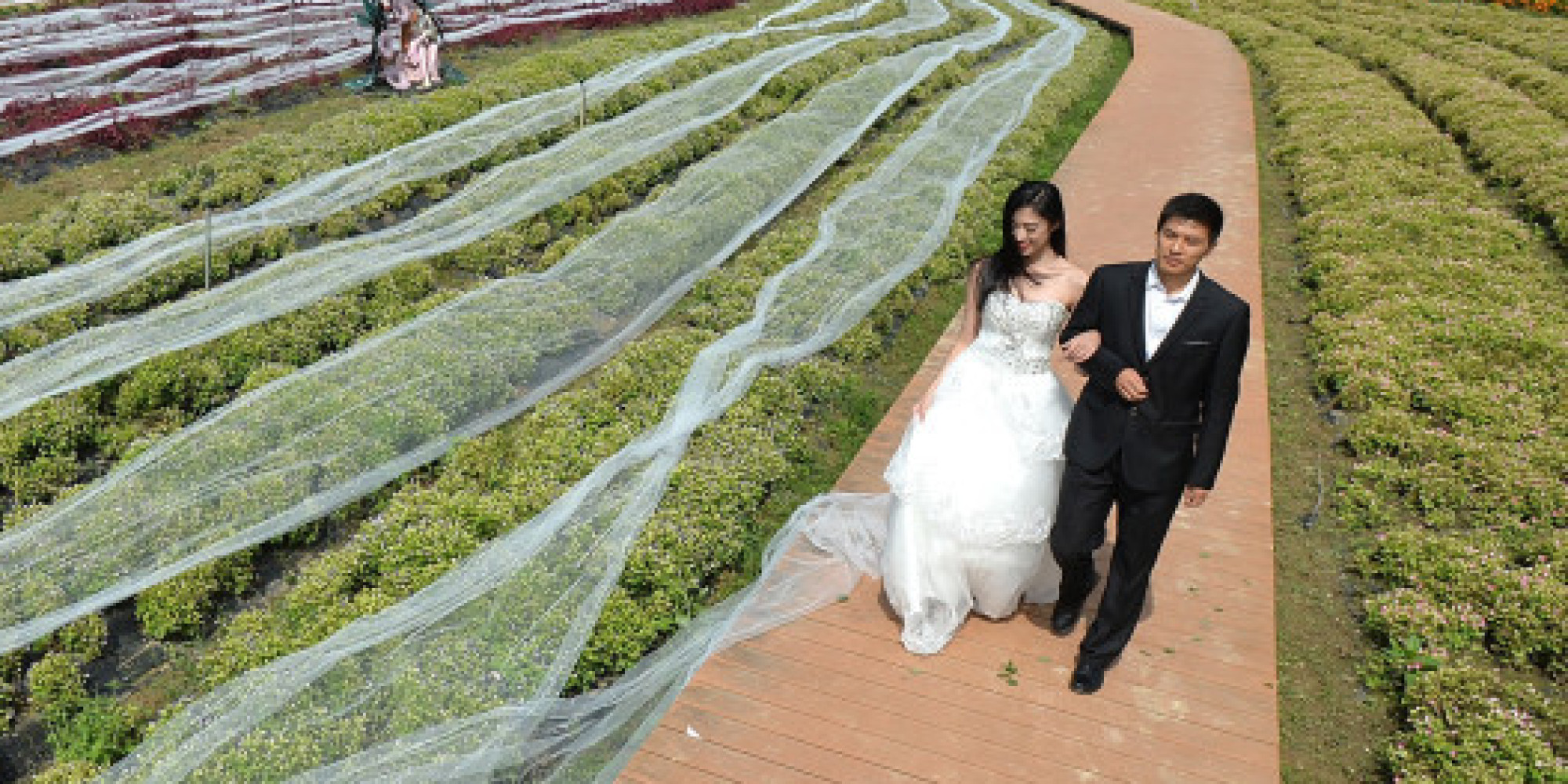 This Dress Might Break The Record For The World s Longest Wedding Gown HuffPost