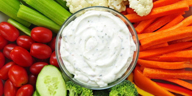 you-eat-it-all-the-time-but-what-exactly-is-ranch-dressing-huffpost