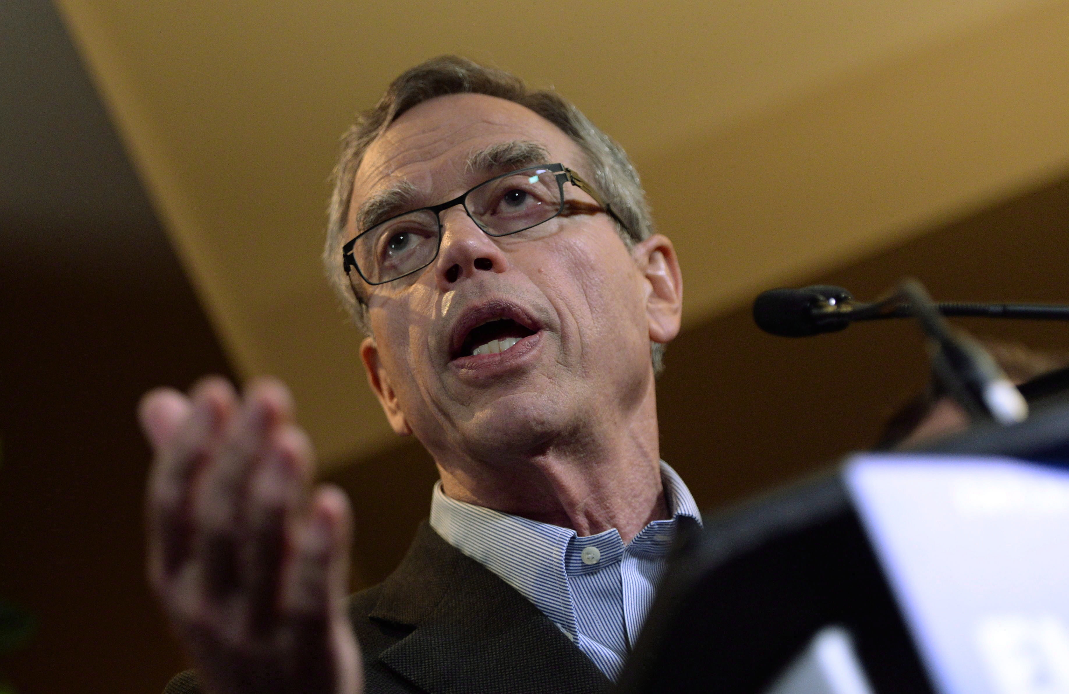 joe oliver