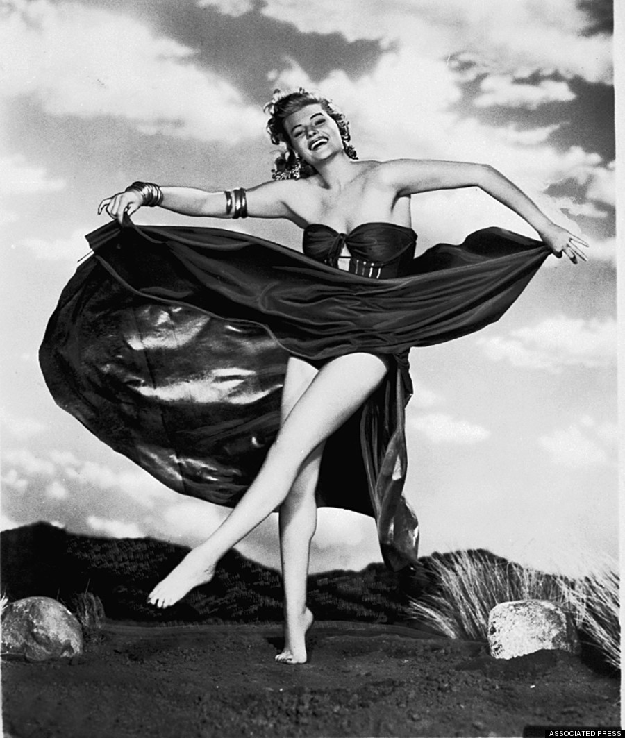 15 Times Rita Hayworth Was A Total Babe Photos
