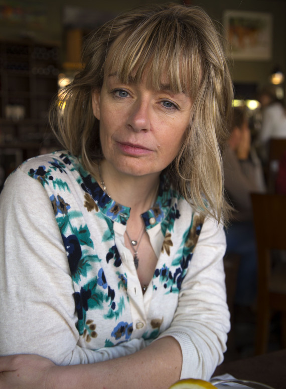 lucy decoutere