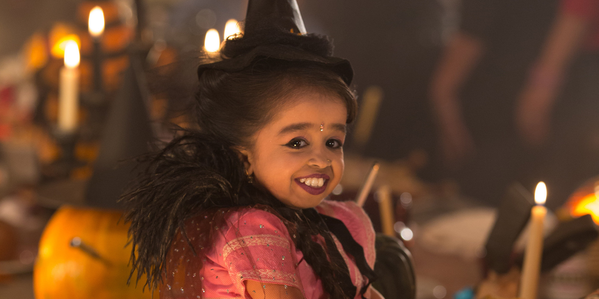 Jyoti Amge Of Ahs Opens Up About Being Treated Like A Baby Huffpost