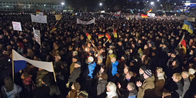 10.000 Menschen demonstrierten in Dresden für eine Verschärfung des Asylrechts