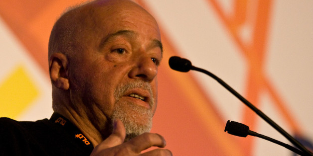 <a href="http://nrkbeta.no/paulo-coelho-pa-dld-08/">nrkbeta.no/paulo-coelho-pa-dld-08/</a>
