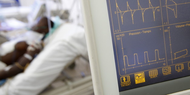Reportage in Fann hospital, Dakar, Senegal. Intensive care. Life-support system. (Photo by: BSIP/UIG via Getty Images)