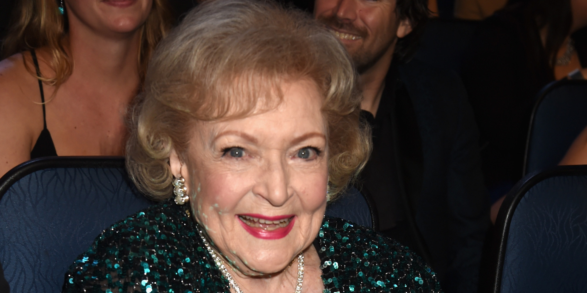 Watch Betty White Get All Verklempt Over Her People's Choice Award ...