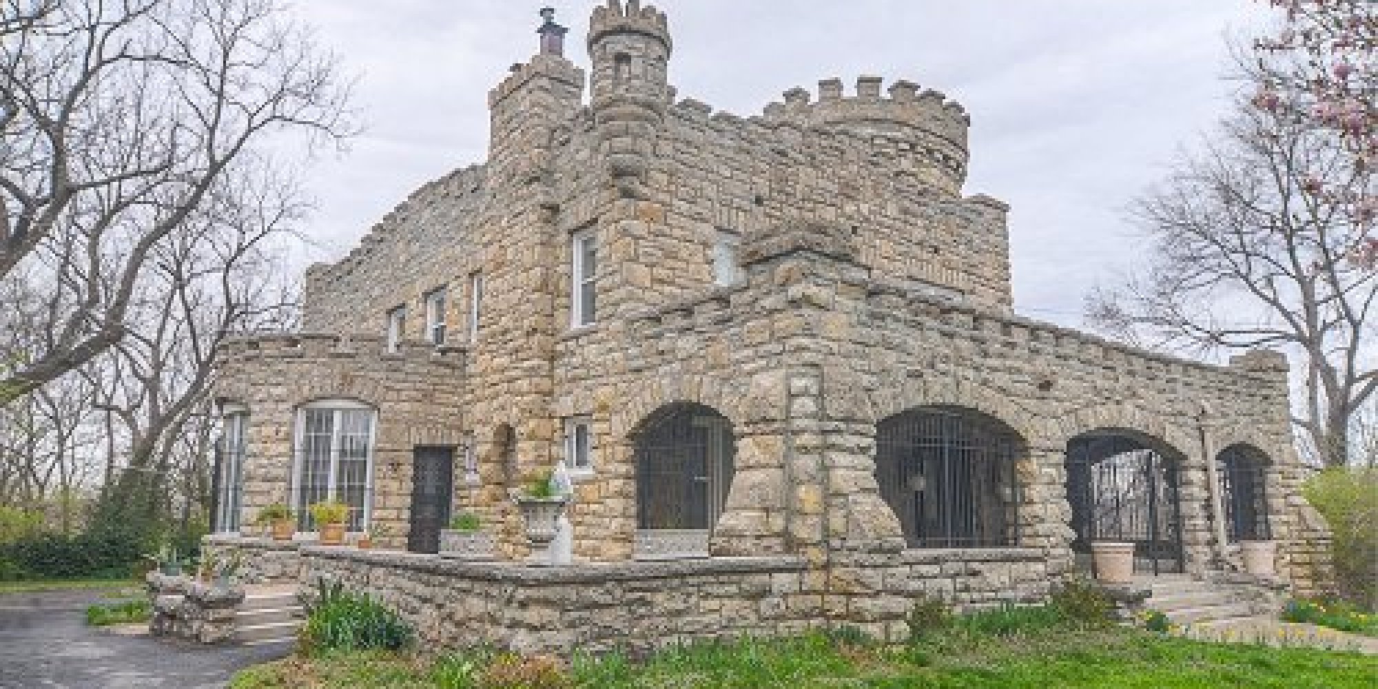 Tiffany Castle House In Missouri Could Be Yours For Less Than You Think