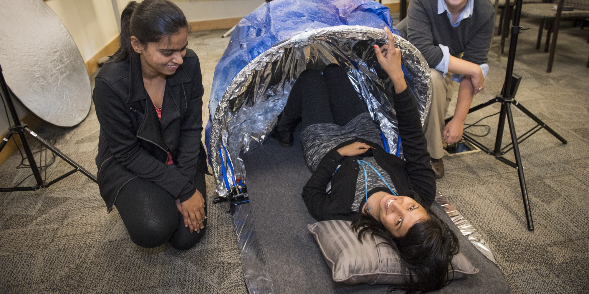 Sleeping Bag That Turns Into Tent Could Help Homeless People This