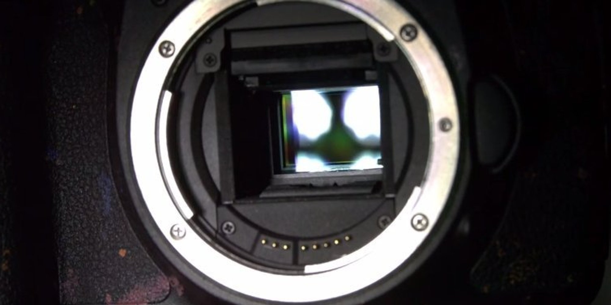 Slow Motion Reveals How A Dslr Camera Works At 10000 Frames Per