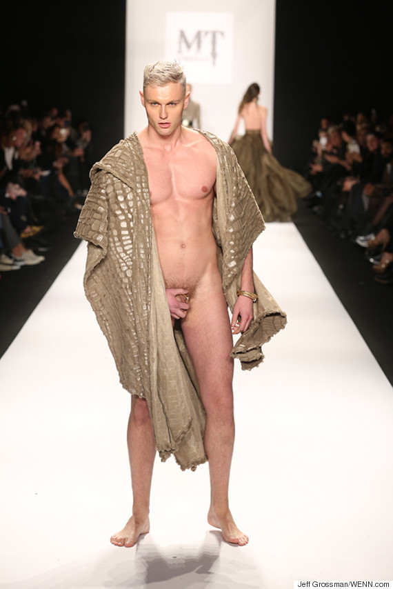 Models naked on the runway, naked girlsand girls having sex